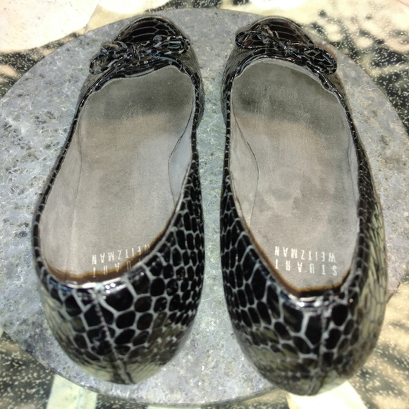 Stuart Weitzman Black Snake Embossed Patent Leather Low Wedge Loafer 6.5 - Picture 4 of 8